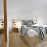 Luka - New Isolated With Heated Pool, Jacuzi&sauna * Gračac
