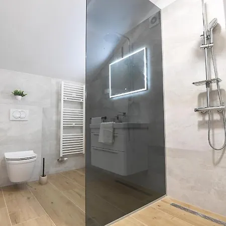 Luka - New Isolated With Heated Pool, Jacuzi And Sauna Villa *