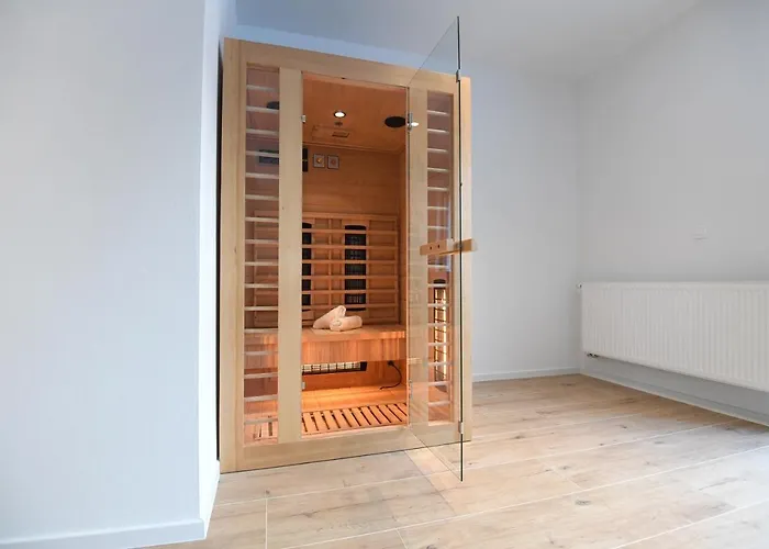 Luka - New Isolated With Heated Pool, Jacuzi And Sauna