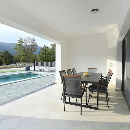 Luka - New Isolated With Heated Pool, Jacuzi And Sauna *