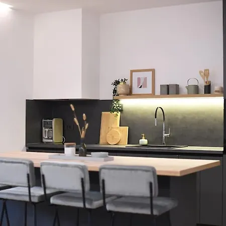 Luka - New Isolated With Heated Pool, Jacuzi And Sauna Villa Gračac