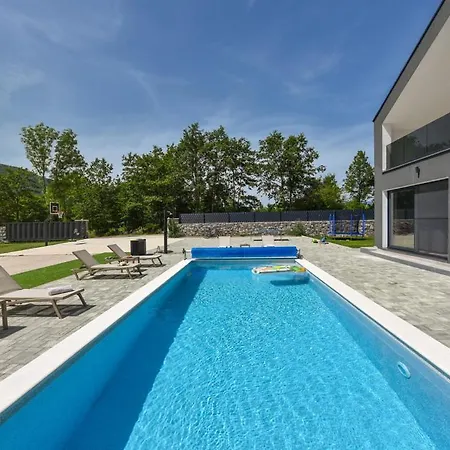 Villa Luka - New Isolated With Heated Pool, Jacuzi And Sauna *