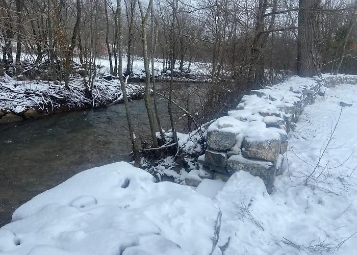 Luka - New Isolated With Heated Pool, Jacuzi And Sauna Gračac